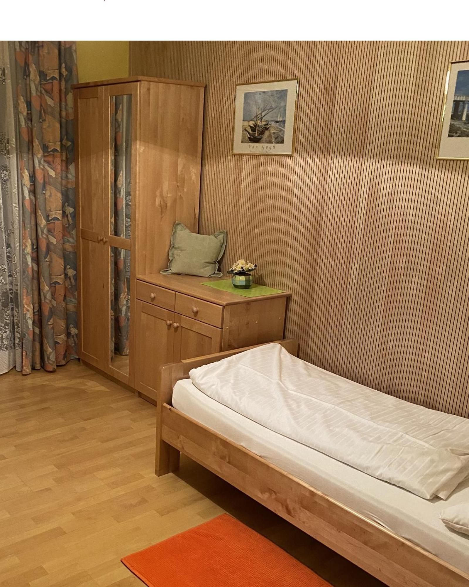 Hotel-Restaurant-Vinothek Felix Sommer Auersthal Ngoại thất bức ảnh